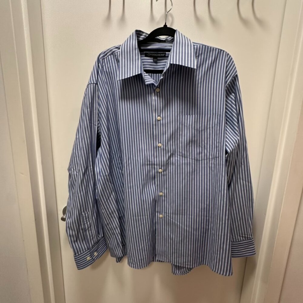 Men's Dockers Blue/White Pinstripe Stripe Shirt in Size XL